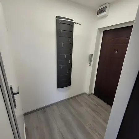 Pod Radiostacja -gliwice Tarnogorska, Parking Free, Klimatyzacja Апартаменти Ґлівіце
